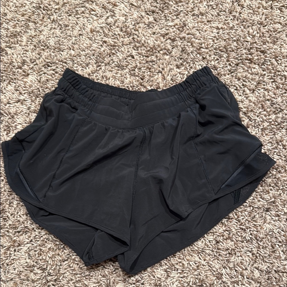 Lululemon Hotty Hot Black Women's Athletic Low Rise Shorts